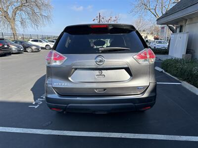 2014 Nissan Rogue S   - Photo 4 - Concord, CA 94520