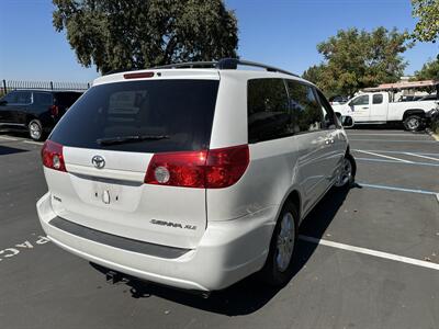 2006 Toyota Sienna XLE 7 Passenger 6000 OUT THE DOOR   - Photo 5 - Concord, CA 94520