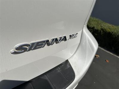 2006 Toyota Sienna XLE 7 Passenger 6000 OUT THE DOOR   - Photo 13 - Concord, CA 94520