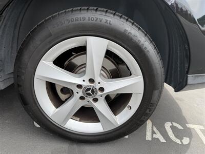 2018 Mercedes-Benz GLE 350  CLEAN TITLE Financing Available! - Photo 9 - Concord, CA 94520