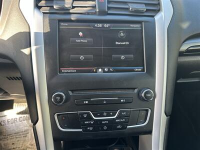 2016 Ford Fusion Hybrid SE  FINANCING AVAILABLE - Photo 12 - Concord, CA 94520