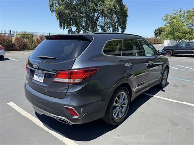 2017 Hyundai SANTA FE SE! Clean Title! Gas Saver!  Financing Available! - Photo 5 - Concord, CA 94520