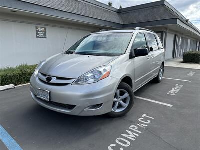 2009 Toyota Sienna LE 8-Passenger 6000 OUT THE DOOR   - Photo 1 - Concord, CA 94520