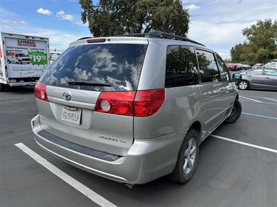 2009 Toyota Sienna LE 8-Passenger 6000 OUT THE DOOR   - Photo 5 - Concord, CA 94520