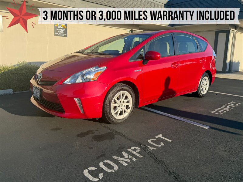2013 Toyota Prius v Five