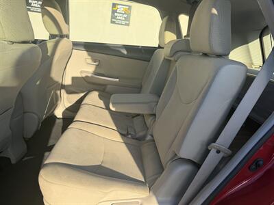 2013 Toyota Prius V Two! Hybrid! Clean Title!  Low Miles! Financing Available! - Photo 11 - Concord, CA 94520