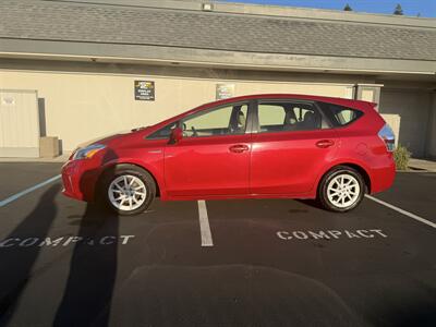 2013 Toyota Prius V Two! Hybrid! Clean Title!  Low Miles! Financing Available! - Photo 3 - Concord, CA 94520
