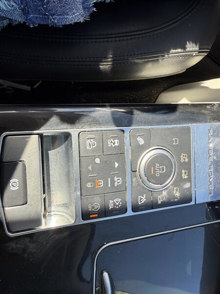 2016 Land Rover Range Rover Supercharged LWB Financing Available! - Photo 17 - Concord, CA 94520