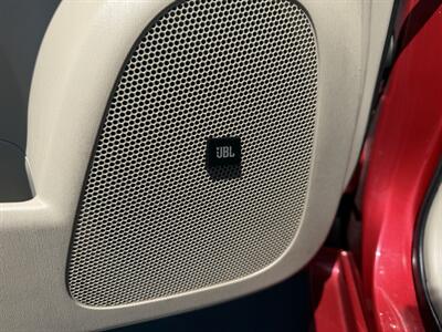 2011 Toyota Prius Five  Financing Available! - Photo 17 - Concord, CA 94520