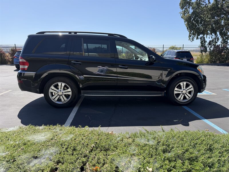 2009 Mercedes-Benz GL 450 4MATIC Financing Available! - Photo 6 - Concord, CA 94520