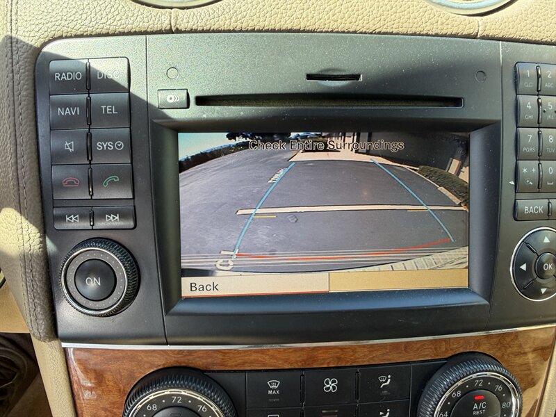 2009 Mercedes-Benz GL 450 4MATIC Financing Available! - Photo 26 - Concord, CA 94520