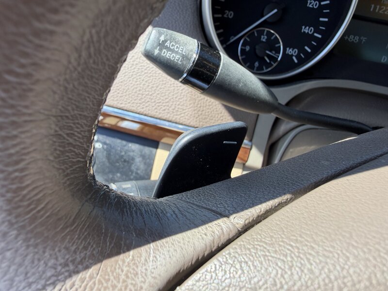 2009 Mercedes-Benz GL 450 4MATIC Financing Available! - Photo 21 - Concord, CA 94520