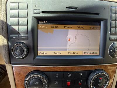 2009 Mercedes-Benz GL 450 4MATIC Financing Available! - Photo 25 - Concord, CA 94520