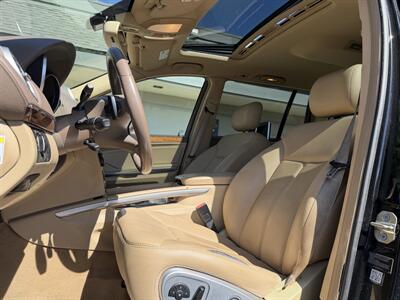 2009 Mercedes-Benz GL 450 4MATIC Financing Available! - Photo 12 - Concord, CA 94520