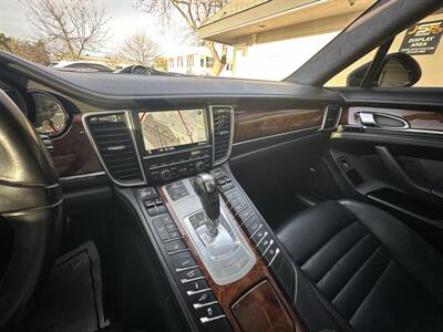 2012 Porsche Panamera Turbo! Clean Title! AWD!  Financing Available! - Photo 11 - Concord, CA 94520