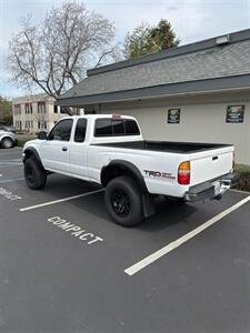 2004 Toyota Tacoma PreRunner V6   - Photo 2 - Concord, CA 94520