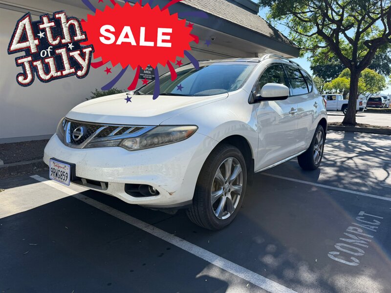 2013 Nissan Murano Platinum Edition! Clean Title!  Low Miles! Financing Available! - Photo 1 - Concord, CA 94520