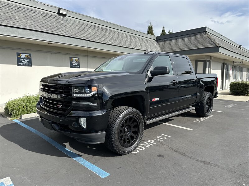 2017 Chevrolet Silverado 1500 LTZ  FINANCE AVAILABLE!