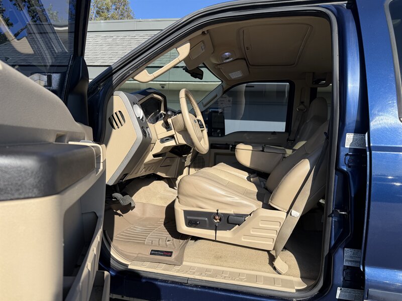 2008 Ford F-350 Super Duty! Diesel! Lariat! 4X4! Clean Title! Financing Available! - Photo 10 - Concord, CA 94520