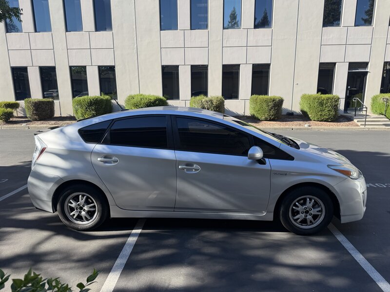 2010 Toyota Prius Hybrid! Clean Title! Low Miles! Financing Available! - Photo 6 - Concord, CA 94520