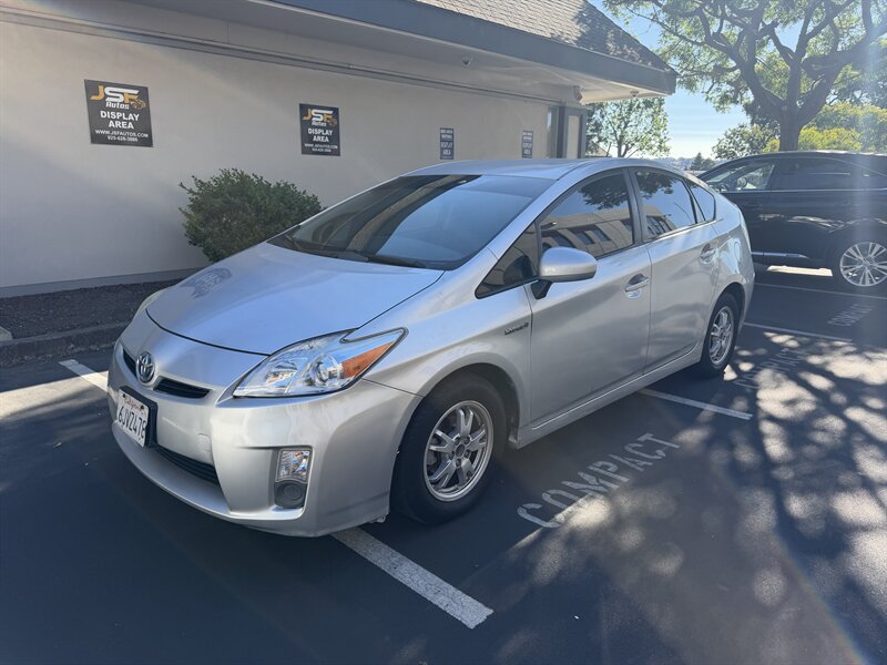 2010 Toyota Prius Hybrid! Clean Title! Low Miles!  Financing Available! - Photo 1 - Concord, CA 94520