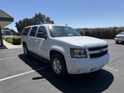 2013 Chevrolet Suburban LS! Very Low Miles! 36k Miles! Clean Title!  Memorial Week Special! - Photo 6 - Concord, CA 94520