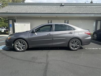 2017 Toyota Camry SE   - Photo 2 - Concord, CA 94520