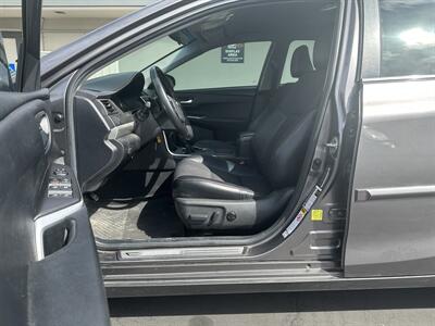 2017 Toyota Camry SE   - Photo 9 - Concord, CA 94520
