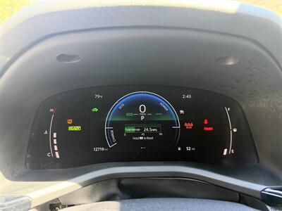 2025 Toyota Camry SE! AWD! Hybrid! Clean Title!  Low Miles! Financing Available! - Photo 9 - Concord, CA 94520