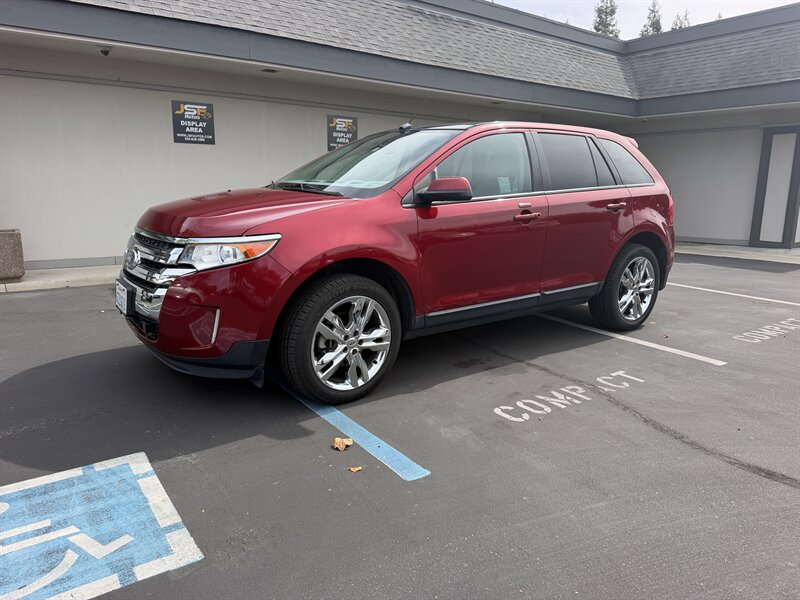 2013 Ford Edge SEL! Clean Title! Very Low Miles!  Fully Loaded! Financing Available! - Photo 1 - Concord, CA 94520
