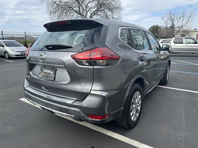 2018 Nissan Rogue S FWD CLEAN TITLE   - Photo 6 - Concord, CA 94520