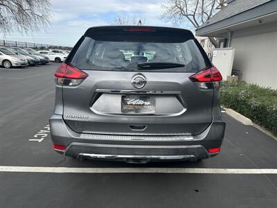 2018 Nissan Rogue S FWD CLEAN TITLE   - Photo 4 - Concord, CA 94520