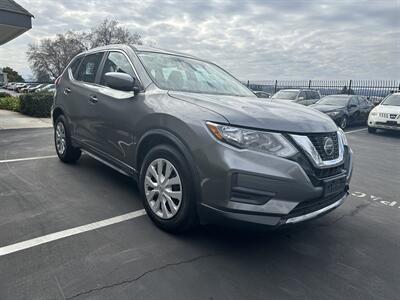 2018 Nissan Rogue S FWD CLEAN TITLE   - Photo 7 - Concord, CA 94520