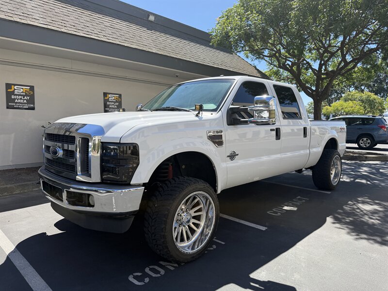 2009 Ford F-250 Super Duty! Lariat! 4X4! Lifted!  Clean Title! Low Miles! Financing Available! - Photo 1 - Concord, CA 94520