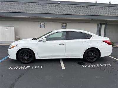 2017 Nissan Altima 2.5 FINANCING AVAILABLE! - Photo 2 - Concord, CA 94520