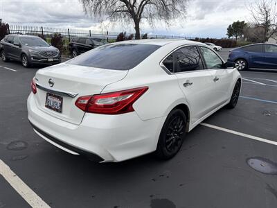2017 Nissan Altima 2.5 FINANCING AVAILABLE! - Photo 5 - Concord, CA 94520