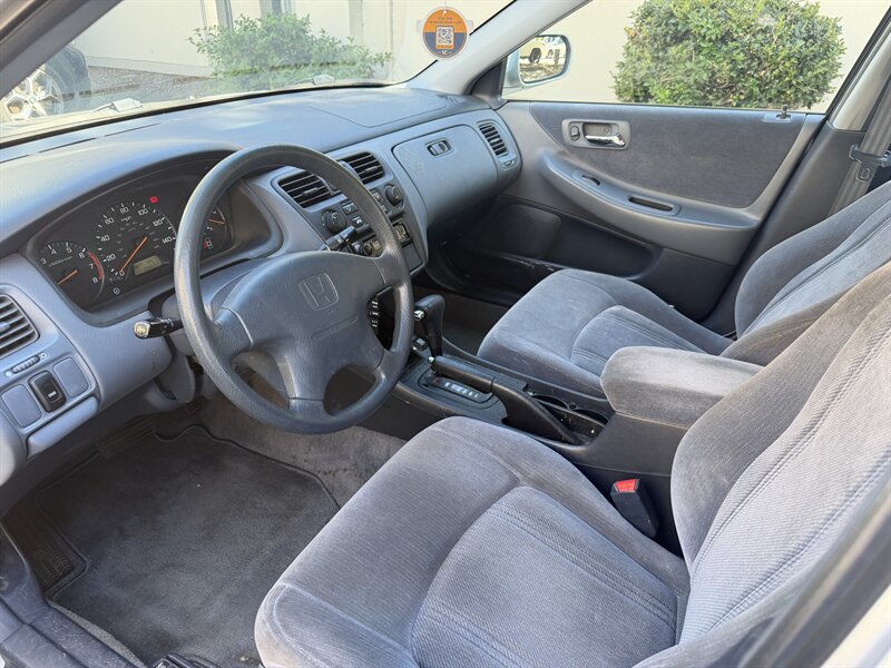 2000 Honda Accord LX Clean Title LOW MILES 3950 OUT THE DOOR - Photo 9 - Concord, CA 94520