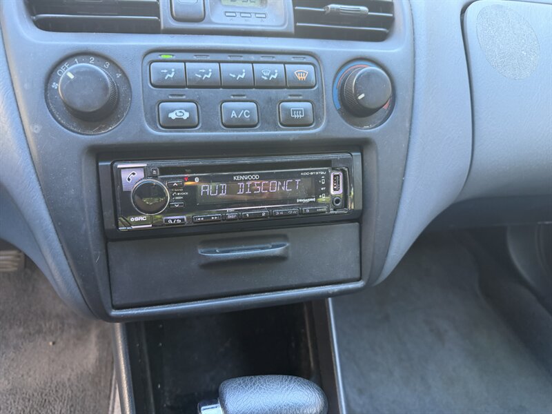 2000 Honda Accord LX Clean Title LOW MILES 3950 OUT THE DOOR - Photo 13 - Concord, CA 94520