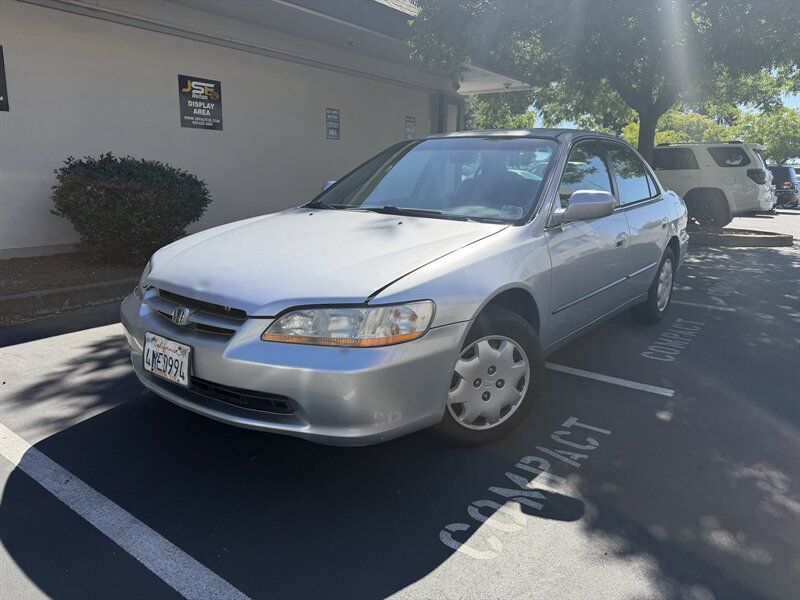 2000 Honda Accord LX  Clean Title LOW MILES 3950 OUT THE DOOR