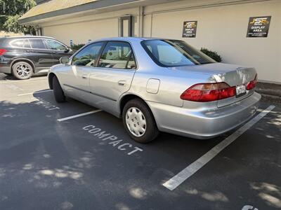 2000 Honda Accord LX Clean Title LOW MILES 3950 OUT THE DOOR - Photo 3 - Concord, CA 94520