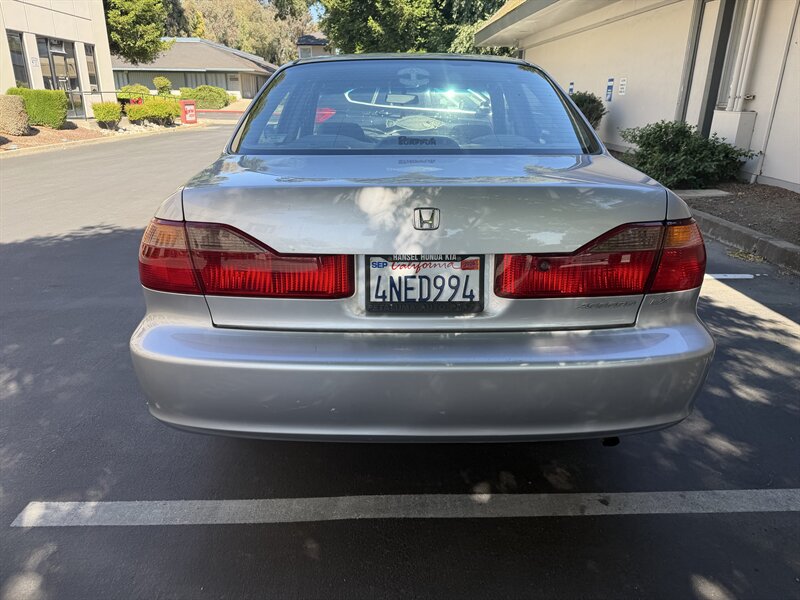 2000 Honda Accord LX Clean Title LOW MILES 3950 OUT THE DOOR - Photo 5 - Concord, CA 94520