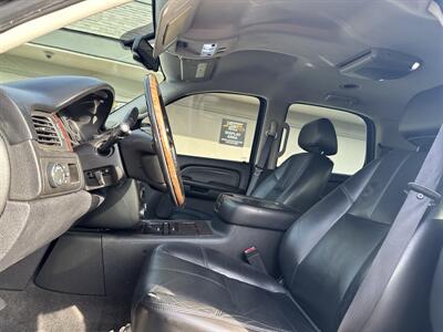 2007 GMC Yukon Denali  FINANCING AVAILABLE - Photo 9 - Concord, CA 94520