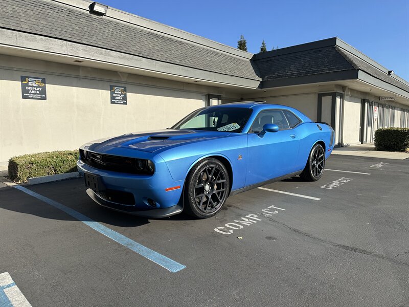 2015 Dodge Challenger R/T Scat Pack 6.4L - Photo 1 - Concord, CA 94520
