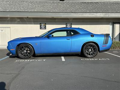 2015 Dodge Challenger R/T Scat Pack  6.4L - Photo 2 - Concord, CA 94520