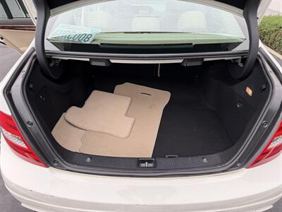 2012 Mercedes-Benz C 250 Sport  Financing Available! - Photo 12 - Concord, CA 94520