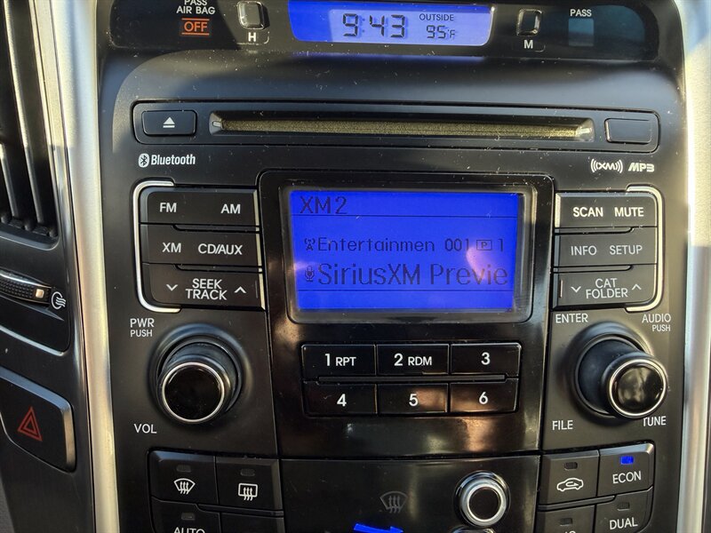2011 Hyundai Sonata Hybrid Hybrid! Clean Title! Low Miles! Financing Available! - Photo 19 - Concord, CA 94520