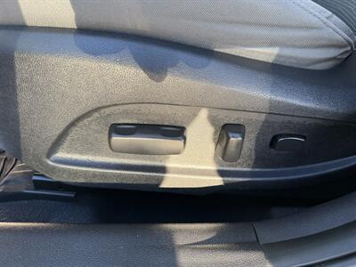 2011 Hyundai Sonata Hybrid Hybrid! Clean Title! Low Miles! Financing Available! - Photo 14 - Concord, CA 94520
