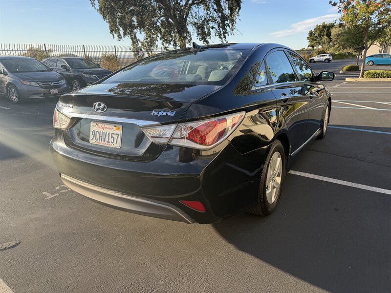 2011 Hyundai Sonata Hybrid Hybrid! Clean Title! Low Miles! Financing Available! - Photo 7 - Concord, CA 94520