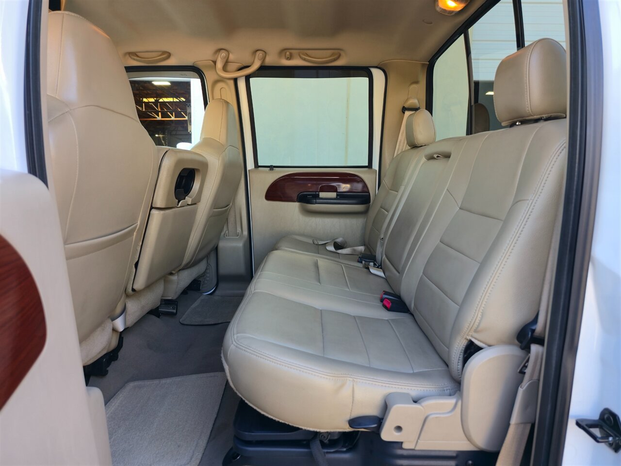 2006 Ford F-350 Super Duty Lariat 6.0L V8 Diesel - Photo 23 - Mesa, AZ 85215