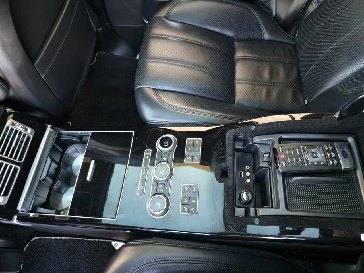 2014 Land Rover Range Rover Autobiography - Photo 31 - Mesa, AZ 85215